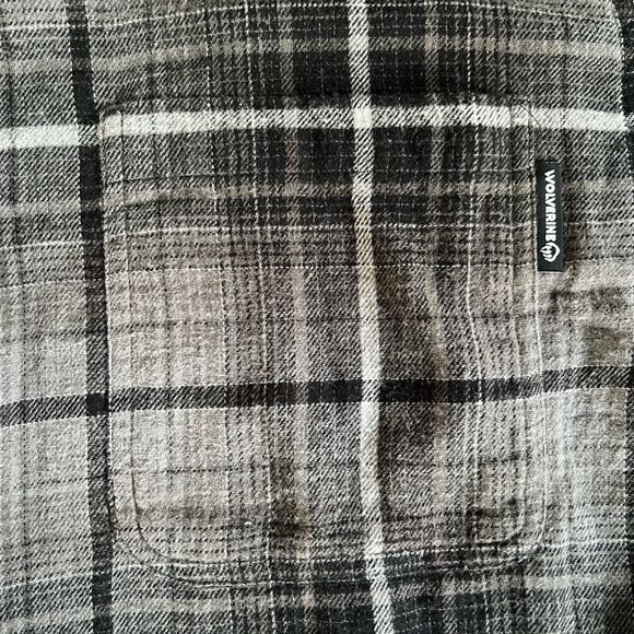 Wolverine Flannel like new - Picture 4 of 5